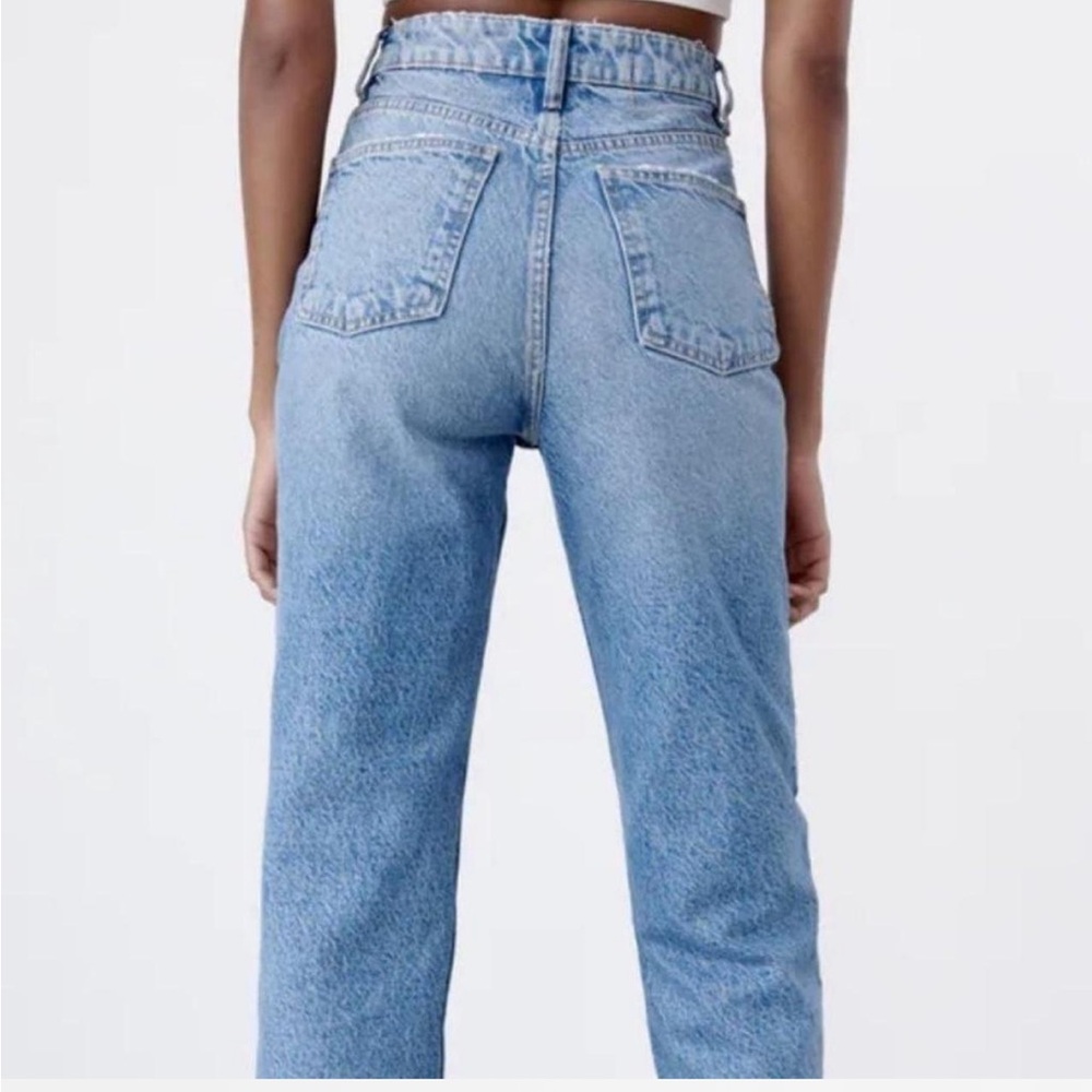 Zara Mom Jeans Light Wash 100% Cotton Size 6 - Picture 2 of 7